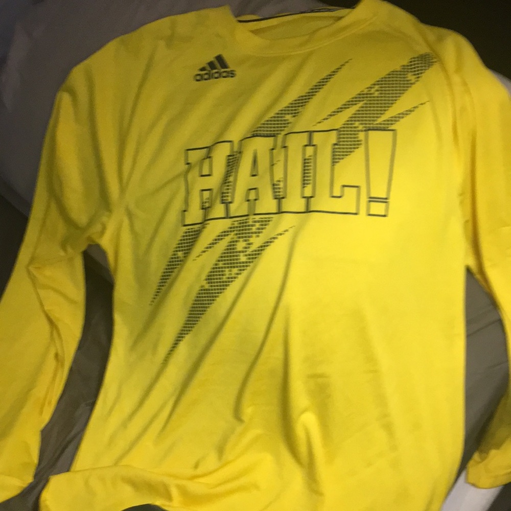 Adidas Michigan Football climalite + rally towel